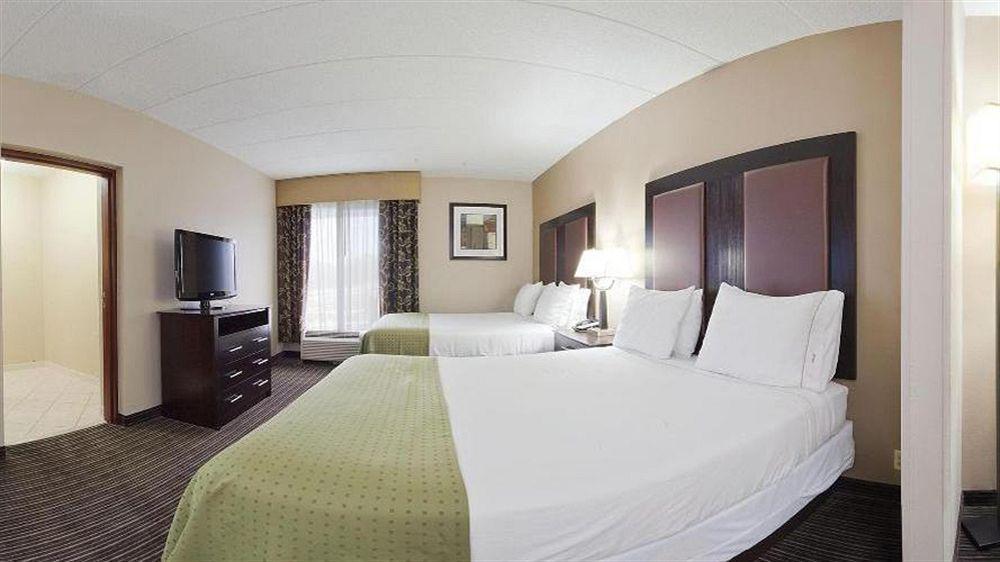 Holiday Inn Express Hotel & Suites Charleston-Southridge By Ihg Eksteriør bilde