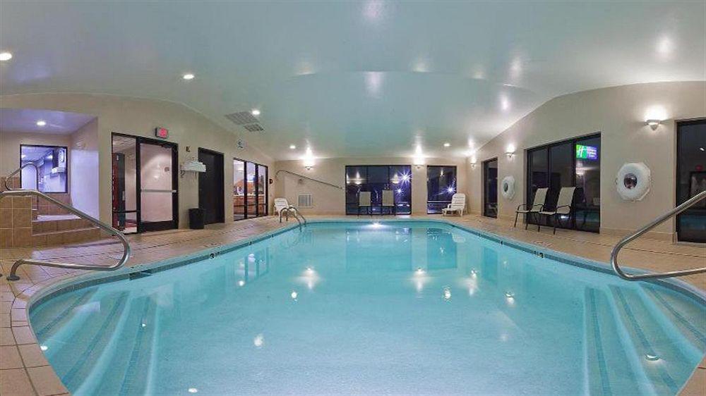 Holiday Inn Express Hotel & Suites Charleston-Southridge By Ihg Eksteriør bilde