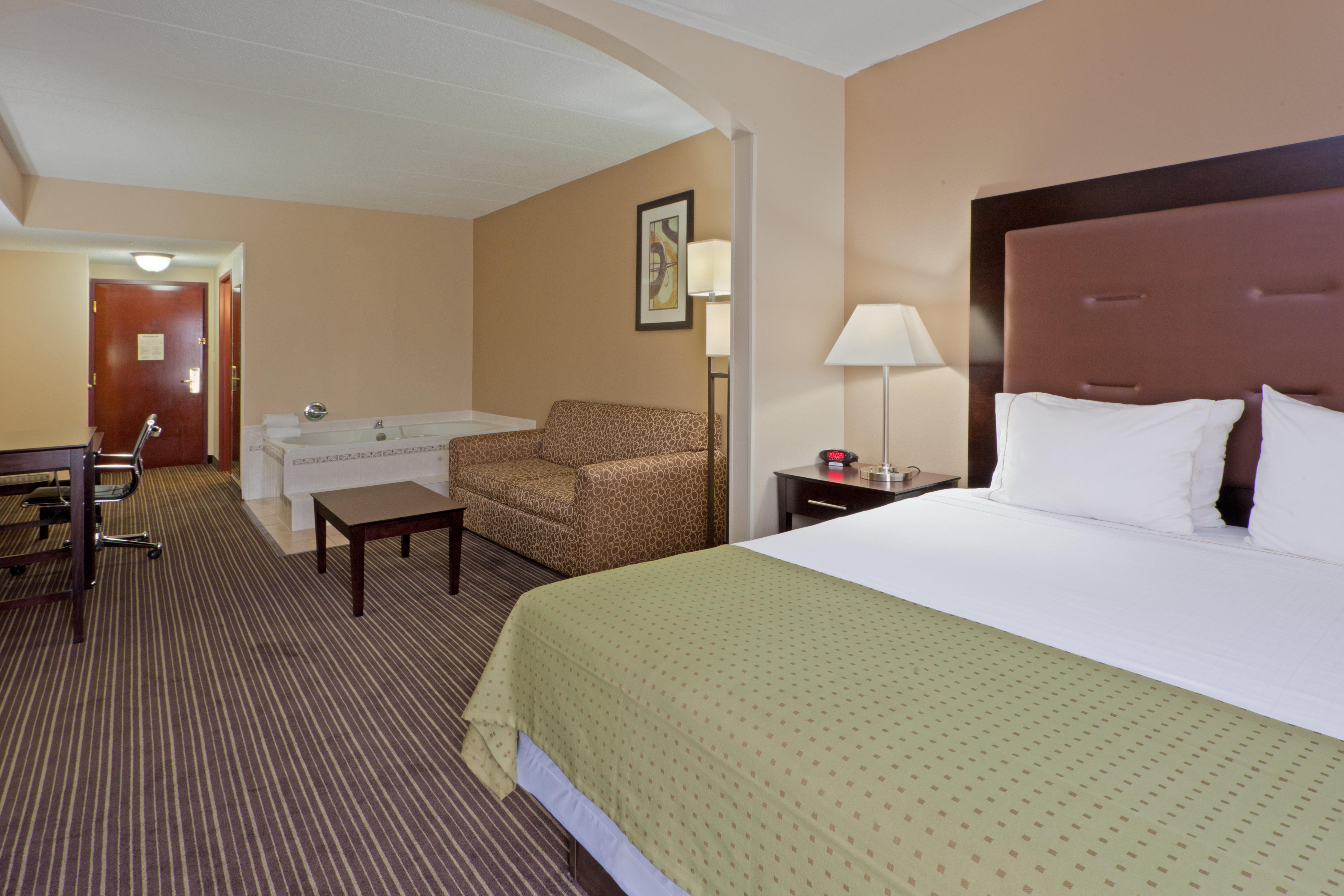 Holiday Inn Express Hotel & Suites Charleston-Southridge, An Ihg Hotel Eksteriør bilde