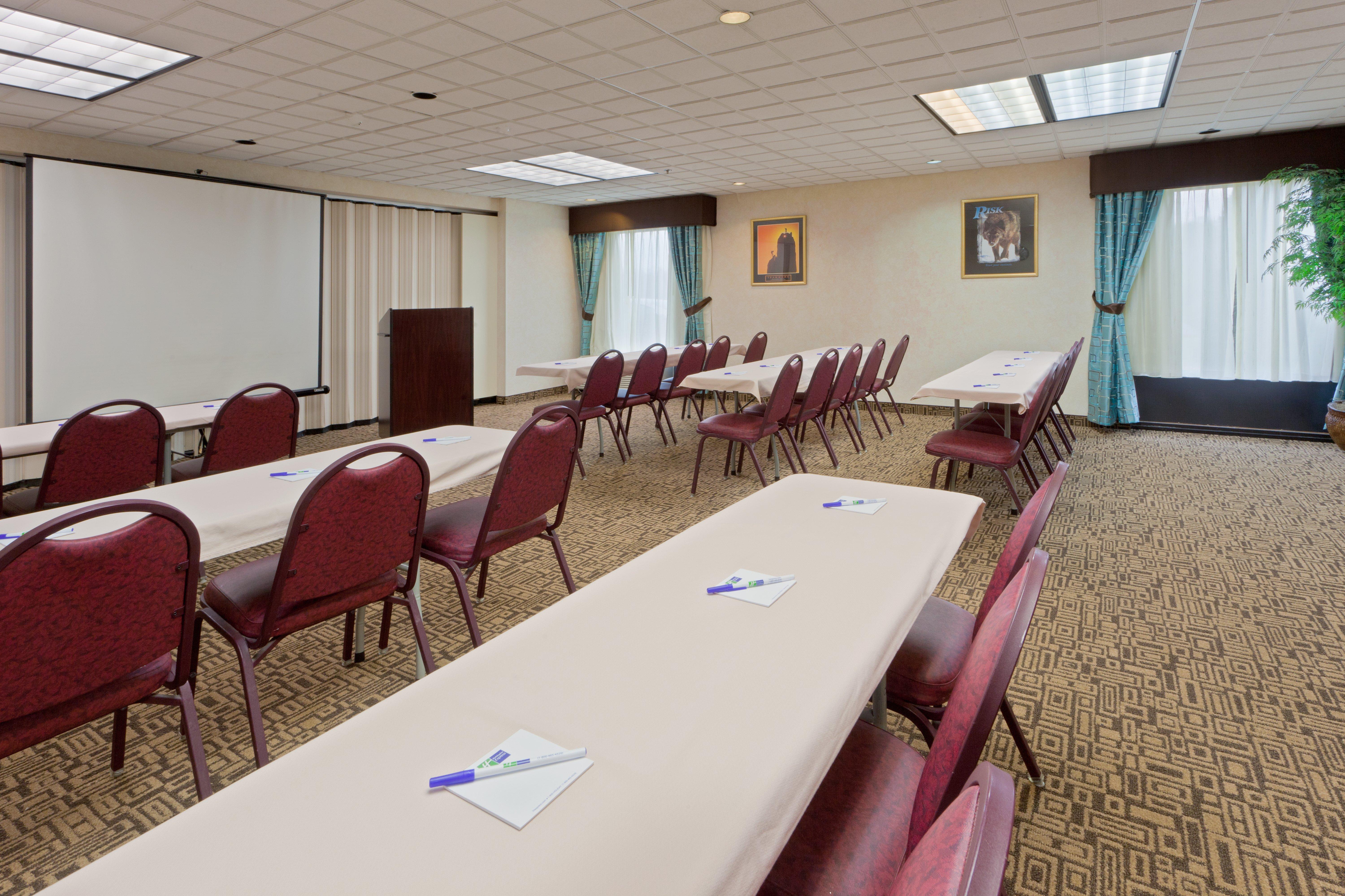 Holiday Inn Express Hotel & Suites Charleston-Southridge By Ihg Eksteriør bilde