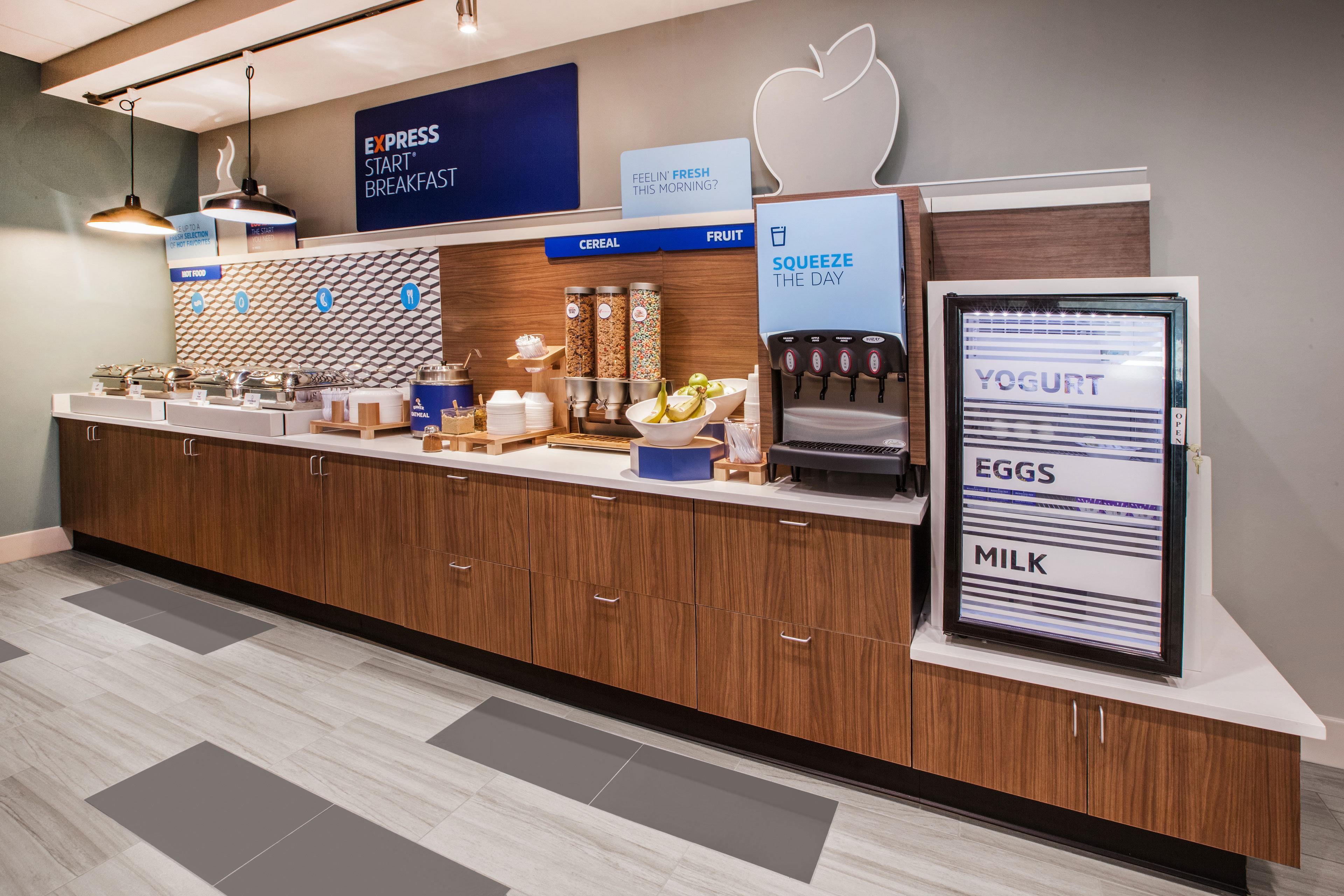Holiday Inn Express Hotel & Suites Charleston-Southridge By Ihg Eksteriør bilde