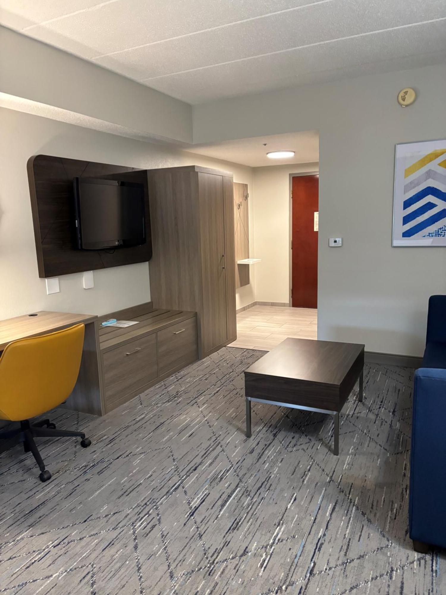 Holiday Inn Express Hotel & Suites Charleston-Southridge By Ihg Eksteriør bilde