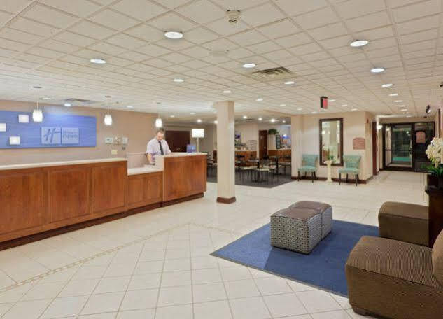 Holiday Inn Express Hotel & Suites Charleston-Southridge By Ihg Eksteriør bilde